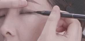 内双单眼皮怎么化妆简单又好看,内双单眼皮日常化妆