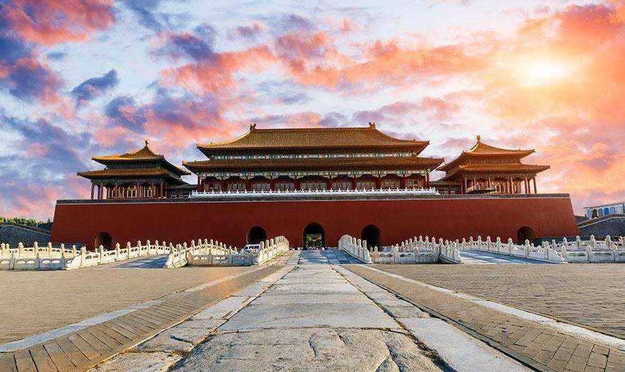 东汉开国太子刘疆：主动辞位得以善终，审时度势兼具气量与智慧