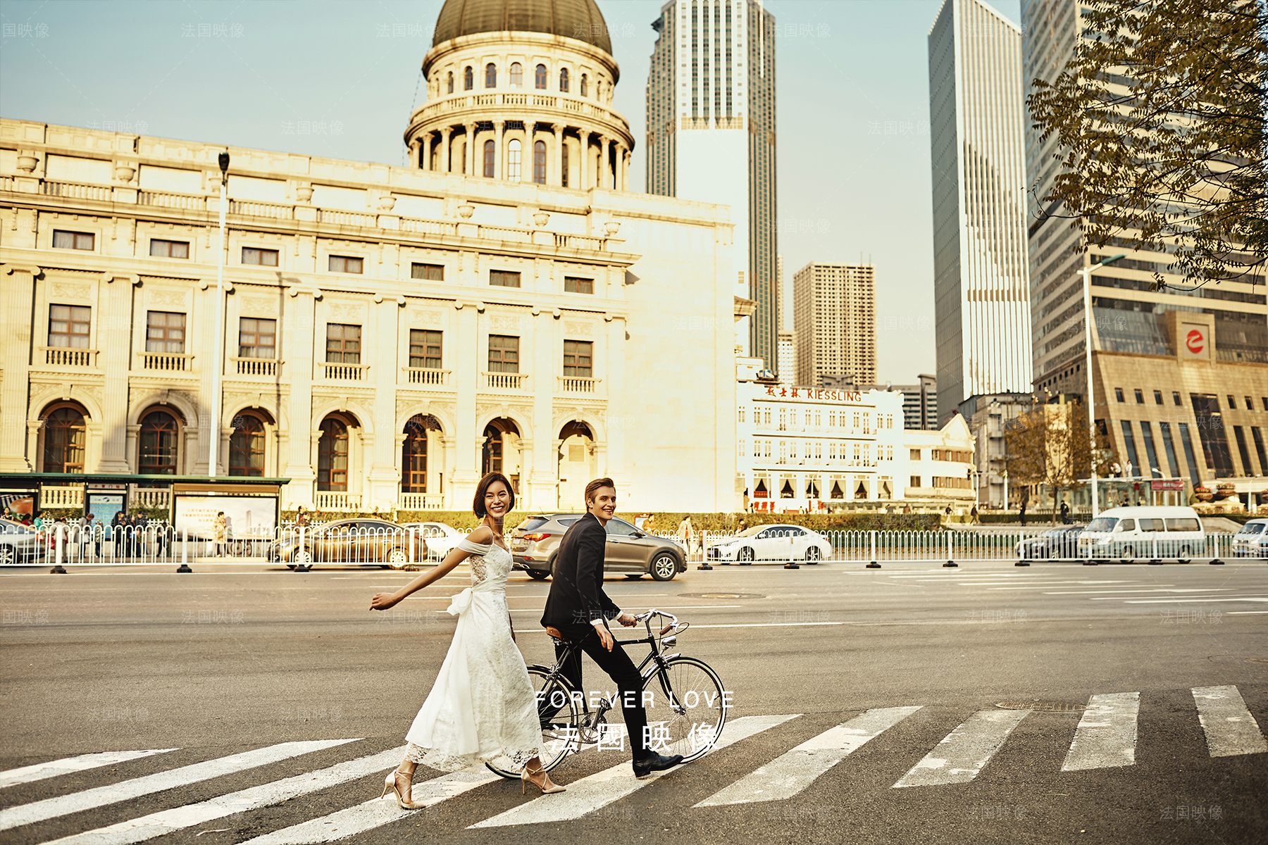 法式复古婚纱让你的婚纱与众不同,精致到骨子里的法式婚纱照