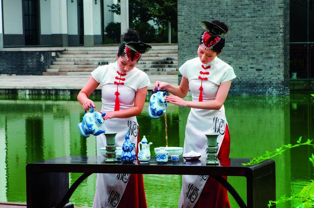 绍兴酒女儿红文化,绍兴女儿红酿酒有限公司的酱酒