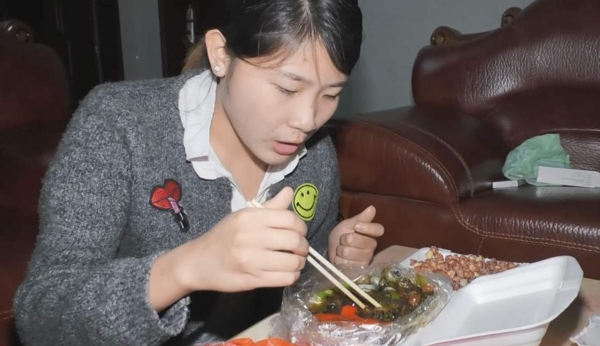 减肥3月，老公做红烧肉肚子疼，医生：“里面被放了泻药”