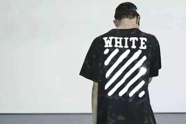 我分期买着几千的Supreme和AJ，老爸几百的羽绒服却都舍不得买！