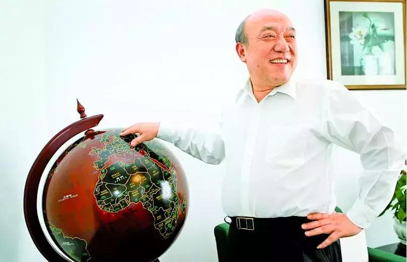 从中国首富到中国首善，鲁冠球儿子掌舵，女儿女婿齐上位协作接班