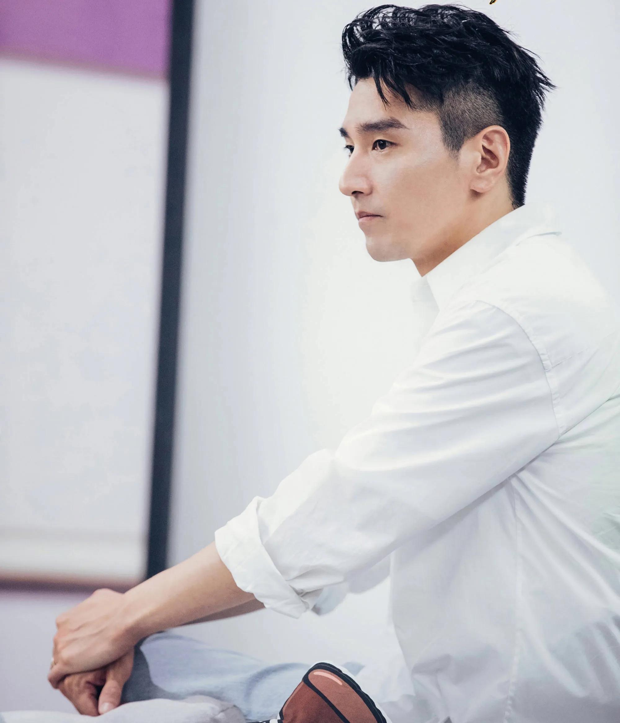 赵又廷的风流情史,靠魅力征服3个女人,娶国民女神获幸福