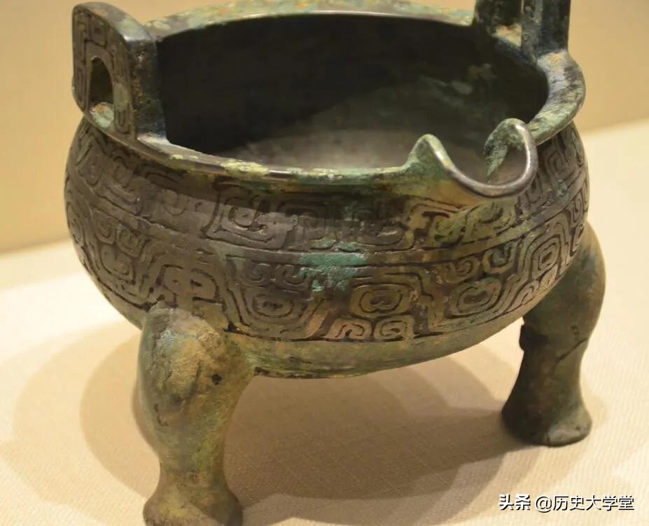 为什么鼎在中国古代有重要地位,古代吃饭用的鼎叫什么