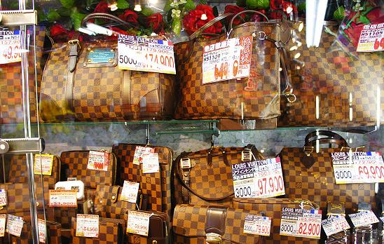 大阪一站式购物，唐吉柯德激安殿堂怎么逛？