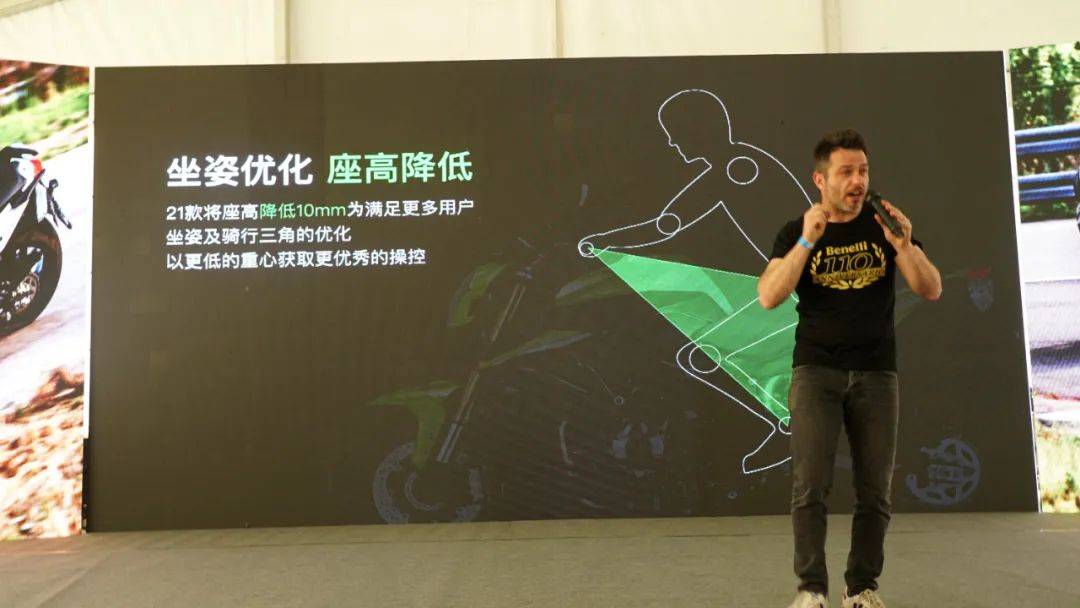 贝纳利tornado302跟飓风302r,新款贝纳利302r5秒破百