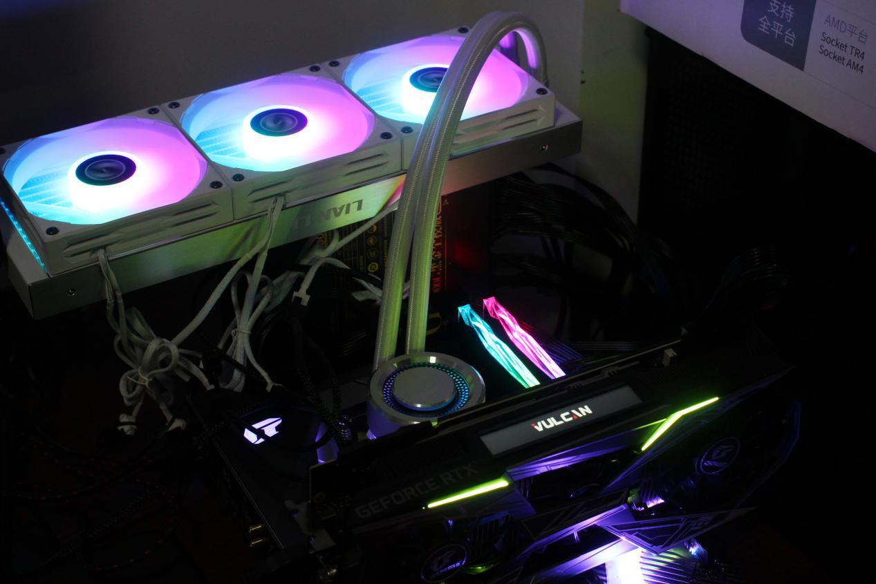 三款主流硅脂横评：谁能为十代酷睿散热解忧？