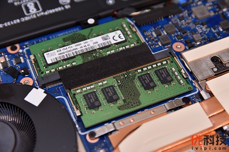 荣耀猎人v700风谷式散热,荣耀猎人游戏本v700i5款测评