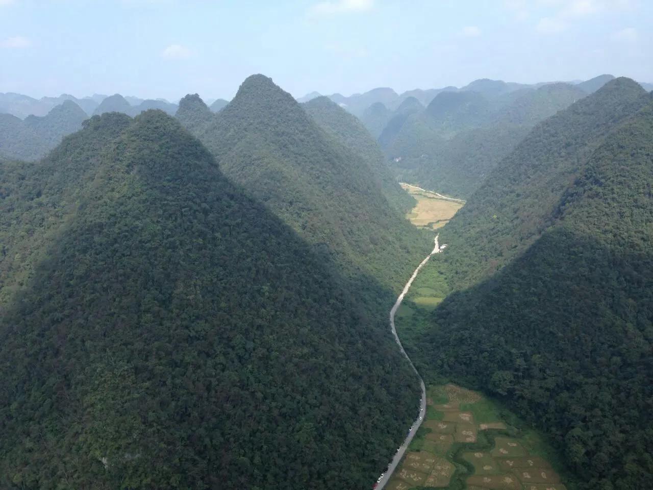 黄果树荔波小七孔苗寨镇远两日游,千户苗寨梵净山黄果树三日游