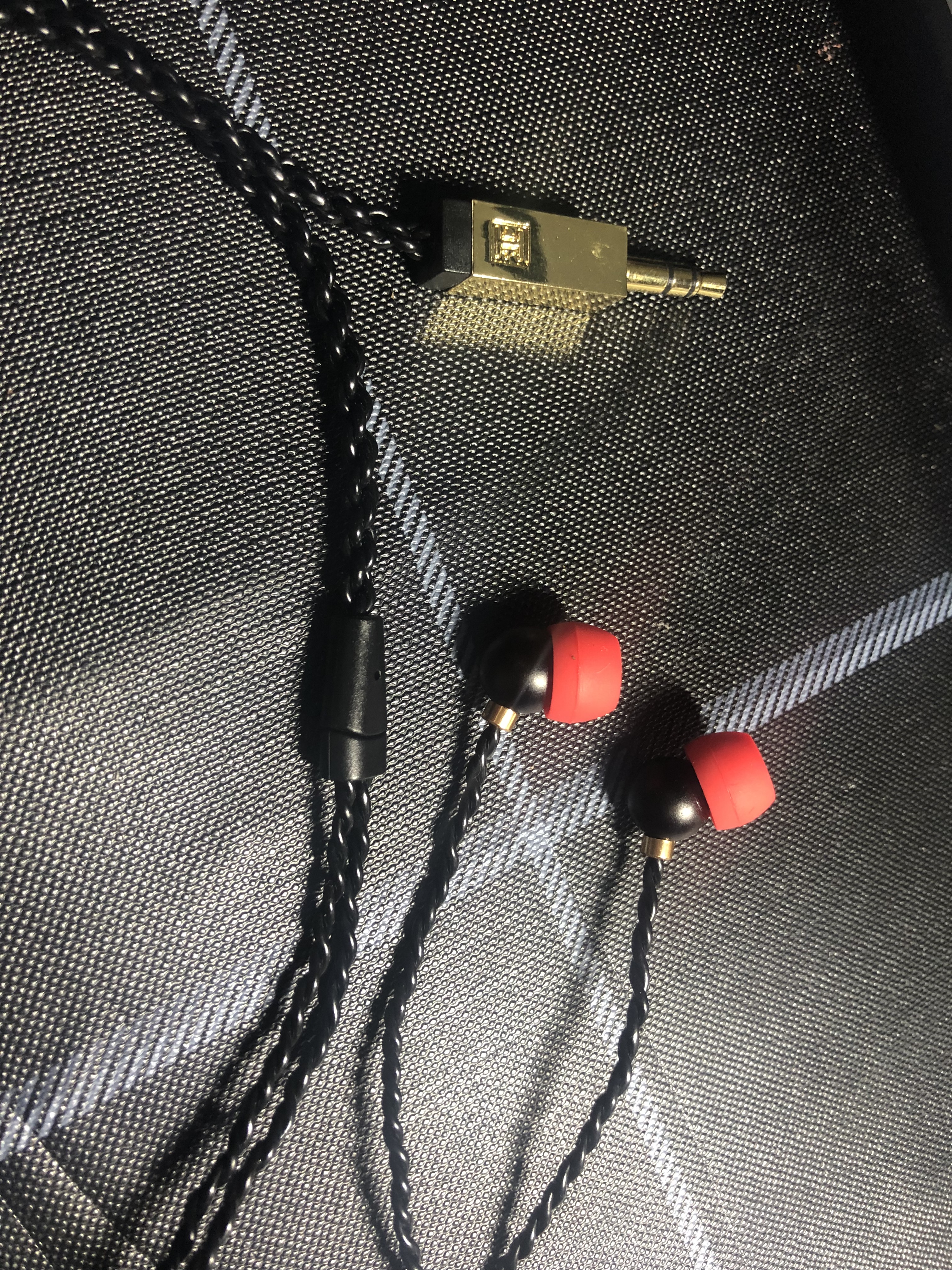 以爱之由,赋予潘多拉之名-巫潘多拉女性耳机体验