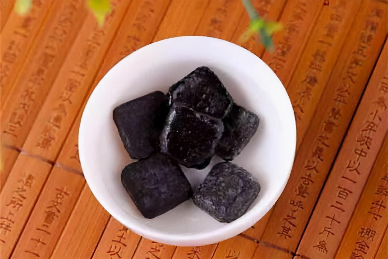 如何品鉴熟普洱茶,怎么品鉴一款普洱茶