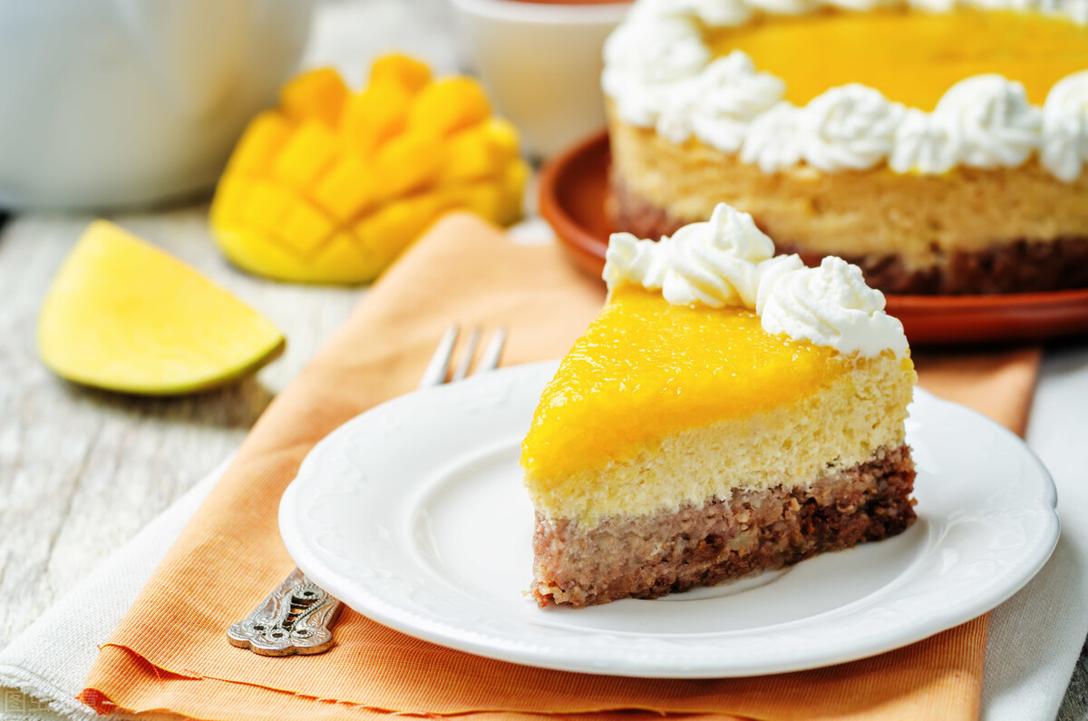 蛋糕培训班学费一般要多少钱,西点蛋糕培训班学费一般多少钱