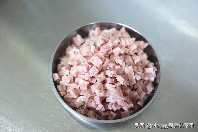 杂粮面粉做面包的方法,自制日式大黄米面包教程