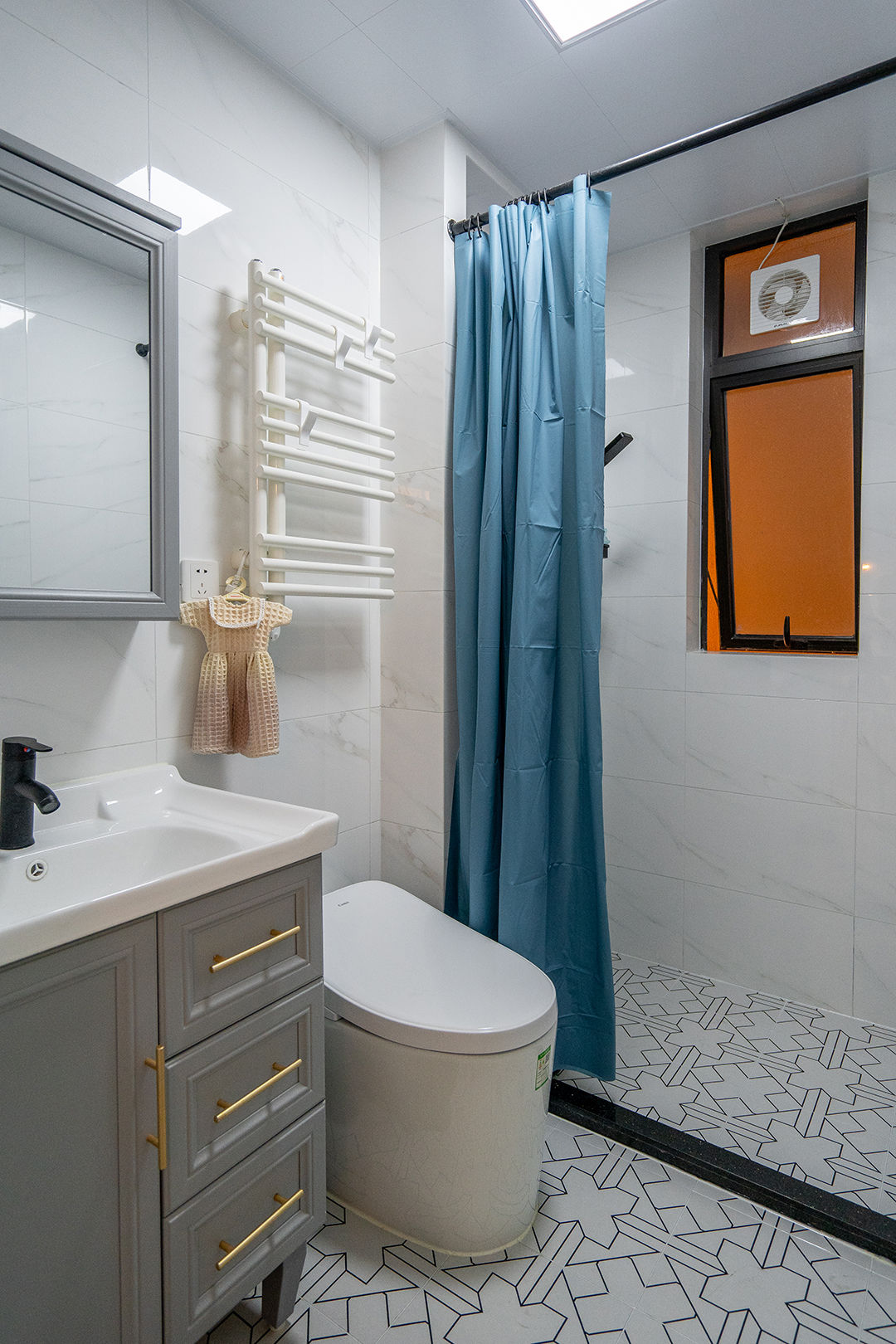 65平方二房一厅轻奢风格,70平两室一厅简装攻略