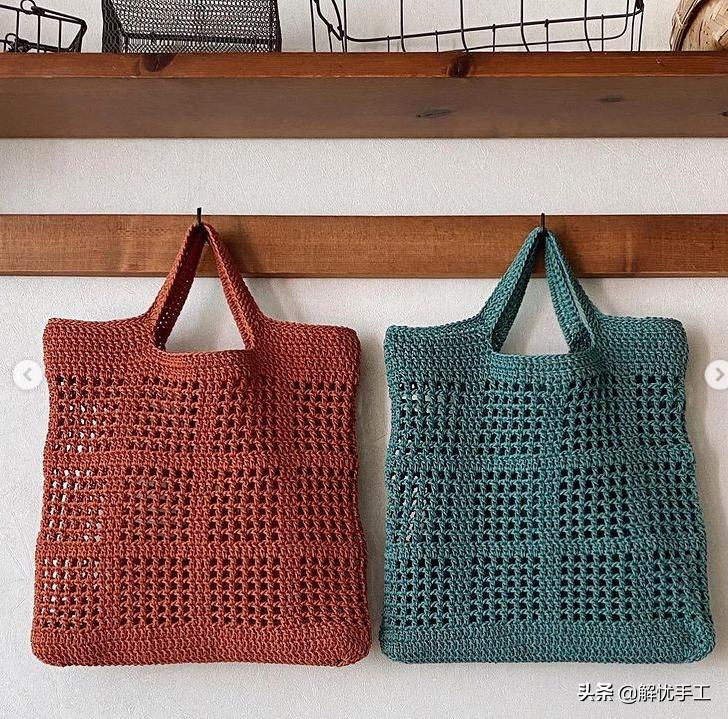 简单漂亮的小包包钩针教程,韩国钩针钩桌布花样教程