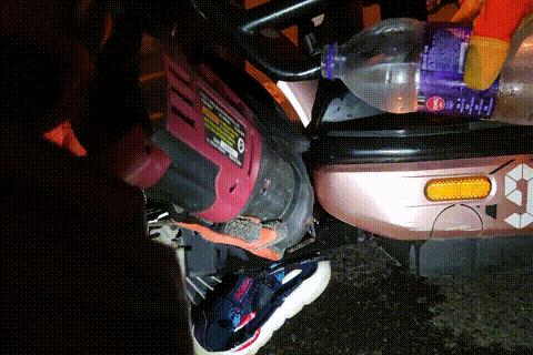 该如何拯救你，被卡的小脚……