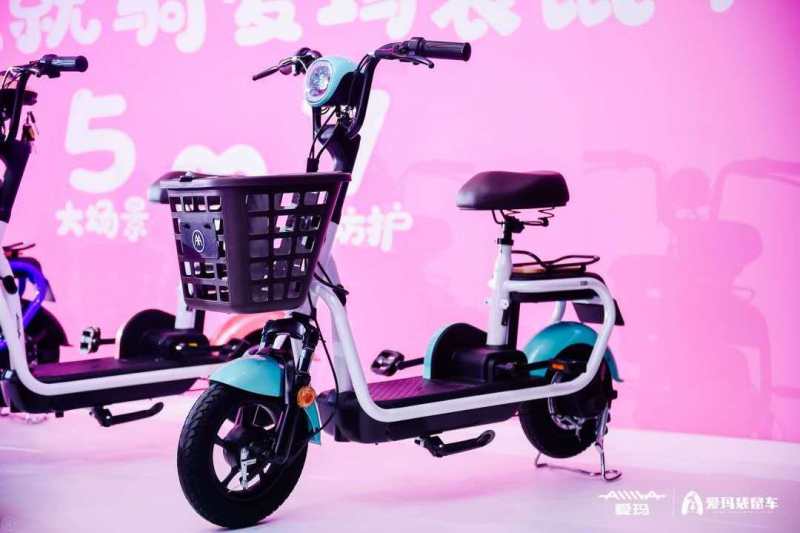 爱玛宝妈款,爱玛全球超受欢喜的电动车