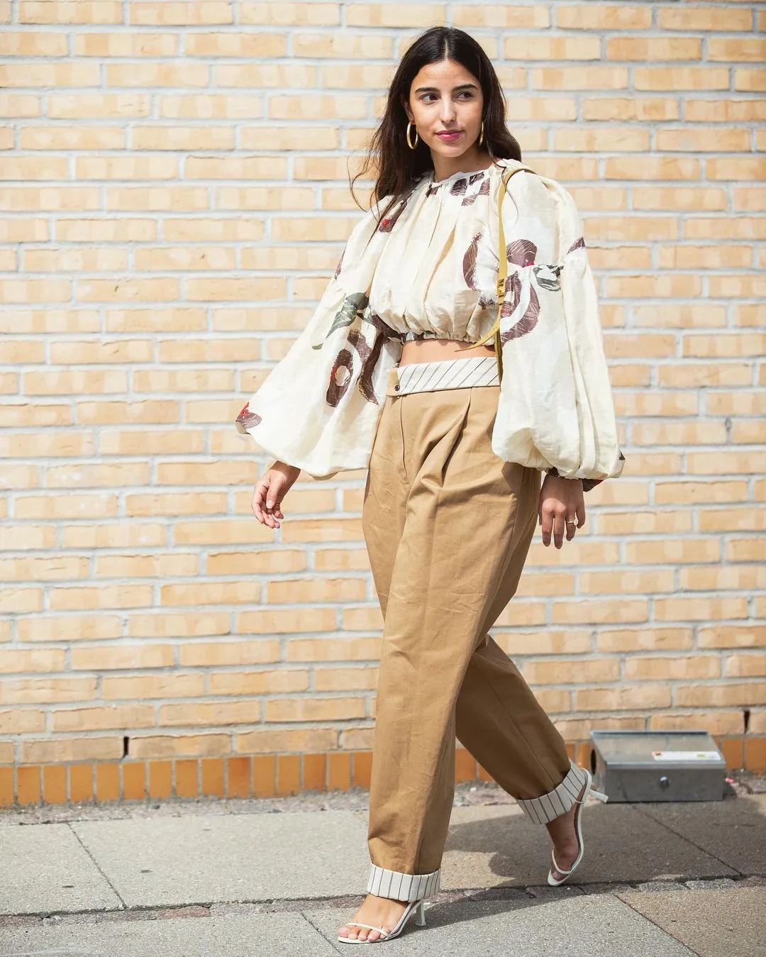 大胸妹子再也不用害怕夏天了,这份指南请收好