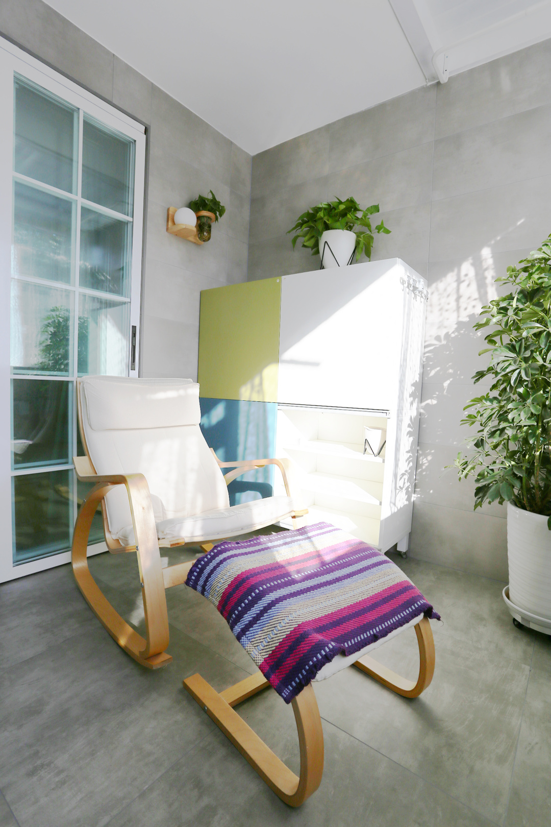 88平双阳台现代简约风格,一室一厅大阳台小户型装修老房子