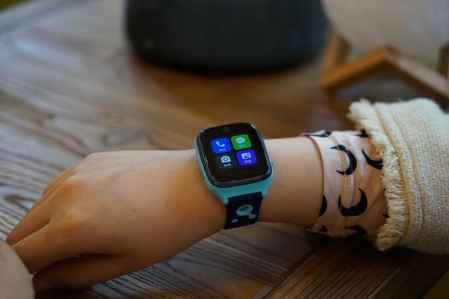 360儿童手表8x详细参数,手表安全性