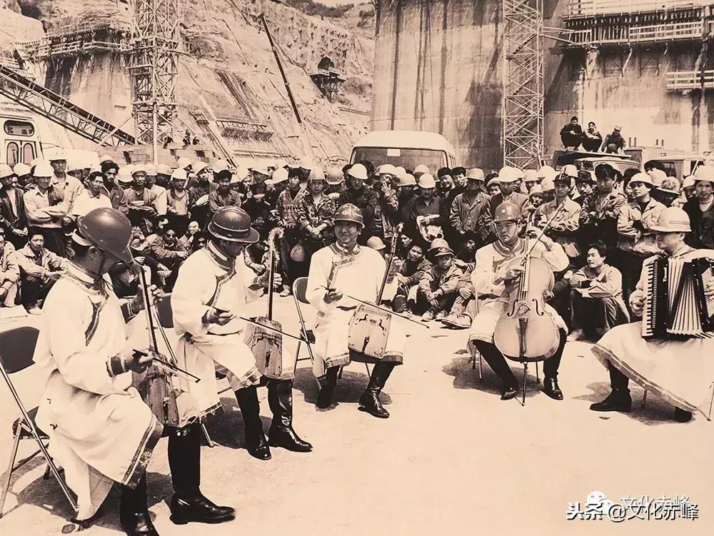 肃北乌兰牧骑高清图片,乌兰牧骑的老照片