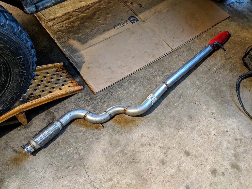 斯巴鲁翼豹2.0r两厢二手能入手吗,2006斯巴鲁翼豹二手多少钱