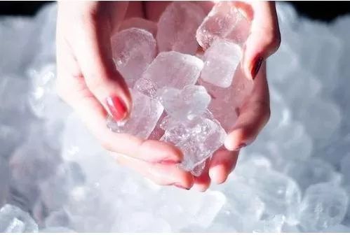 正确的冰敷降温方法,正确的冰敷眼睛