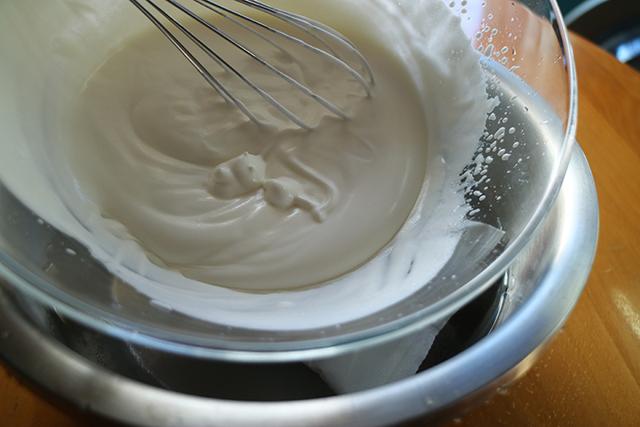 烘焙新手入门教程如何打发奶油,烘焙基础教学之打发淡奶油