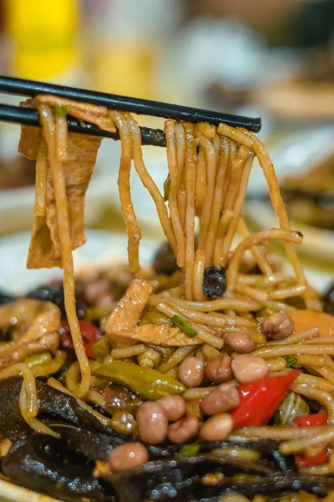 柳州螺蛳粉是不是有各种不同,柳州螺蛳粉现在到底有多出名