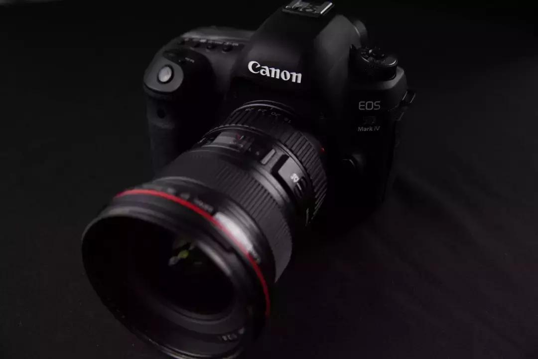 5d4与d850哪个更值得买,5d4的价格走势