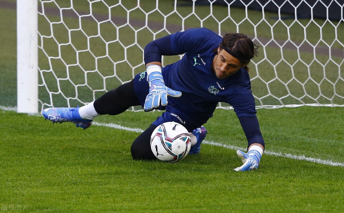 梅西对卢卡库,卢卡库缺席