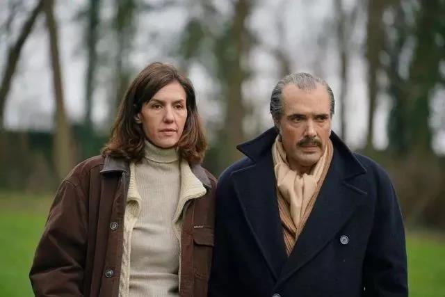 编剧自导自演,豆瓣8.4分真人改编