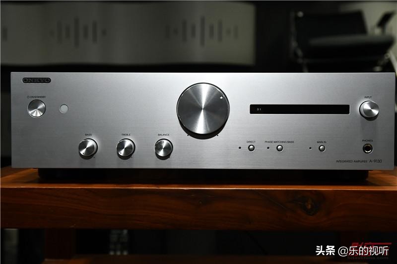 柔和自然的声音体验ONKYO(安桥)A-9130立体声放大器
