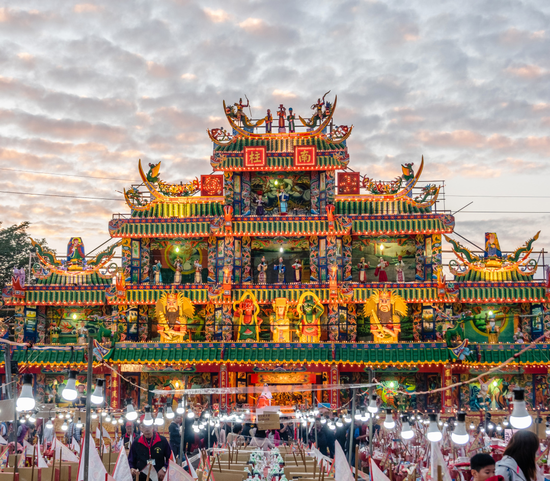 日本人给中国人洗头是怎么洗的,日本怎么给别人洗头