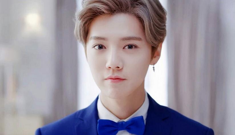 出生在军区大院,鹿晗军营长大