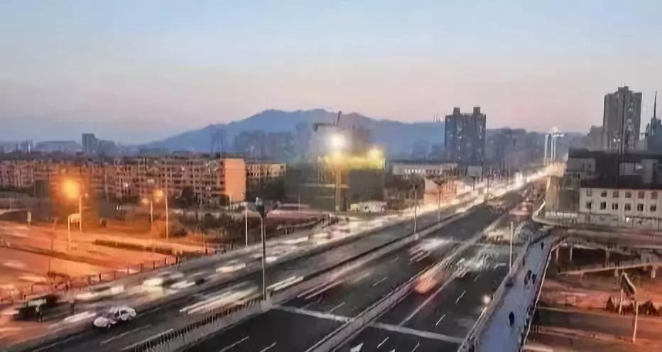 乌鲁木齐四桥是哪,新疆乌鲁木齐五层桥