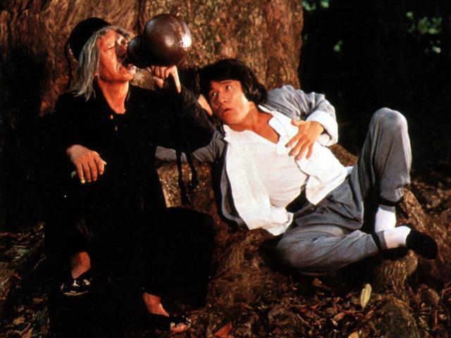 成龙醉拳打八仙,成龙电影作品醉拳1