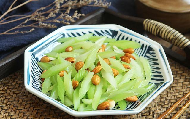 一般不建议年轻人做普通胃镜,一般不建议年轻人做胃镜