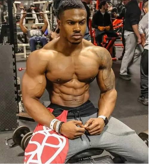 鑲岃倝鐔婄尗韬潗鍙樺寲,鑲岃倝鐔婄尗韬潗