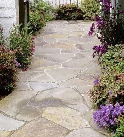 庭院铺装哪种方式效果最好,庭院地面铺装大理石效果图
