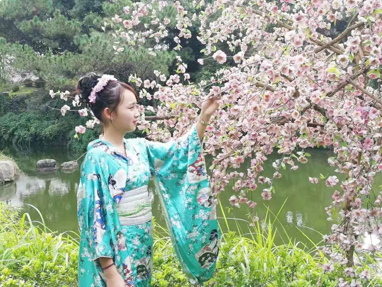 娣卞湷鏃呮父鏀荤暐浜插瓙,娣卞湷鏃呮父閰掑簵鏀荤暐