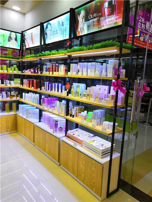 烤漆柜和贴面柜,烤漆柜和防水漆柜