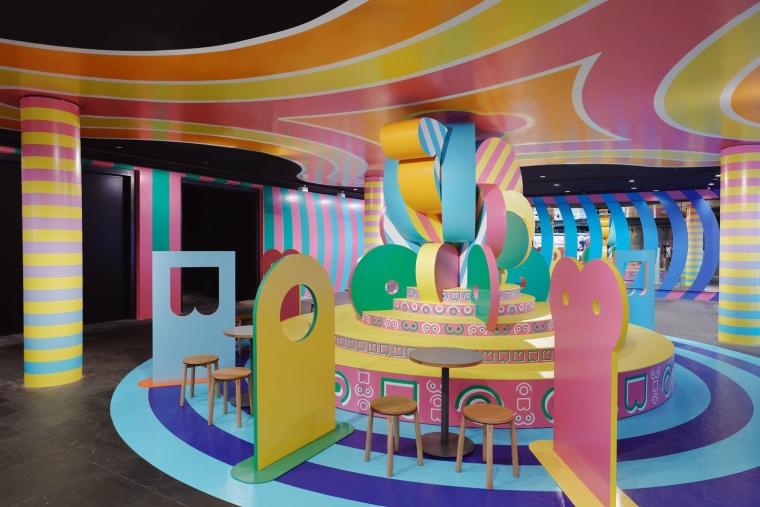 星巴克咖啡馆拍照效果图,有创意的咖啡厅设计