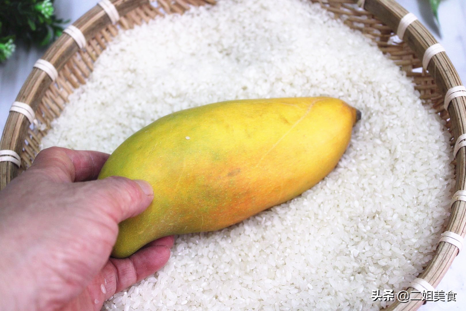 芒果发青怎么办,芒果青的酸涩怎么办