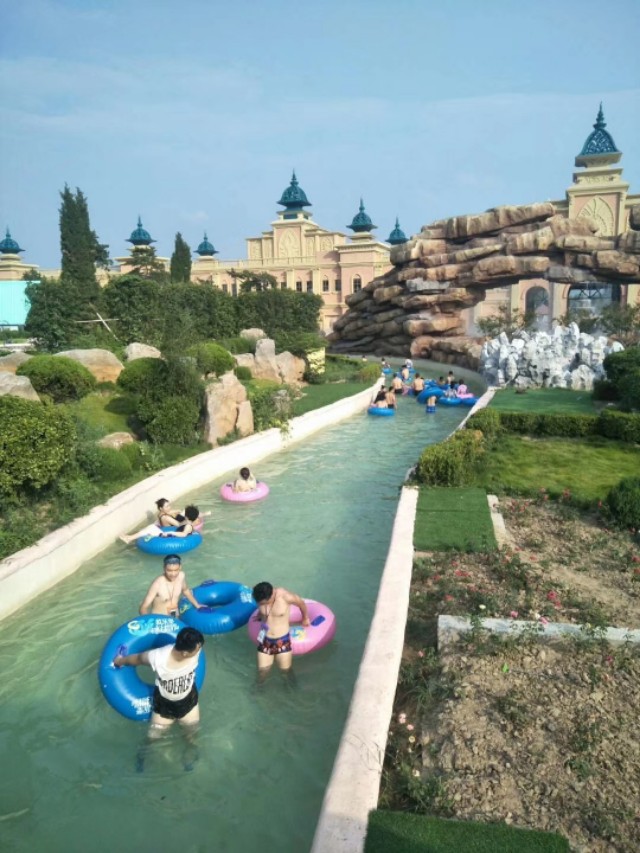 济南的室外儿童水上乐园在哪里,济南泉城公园水上乐园水质行吗