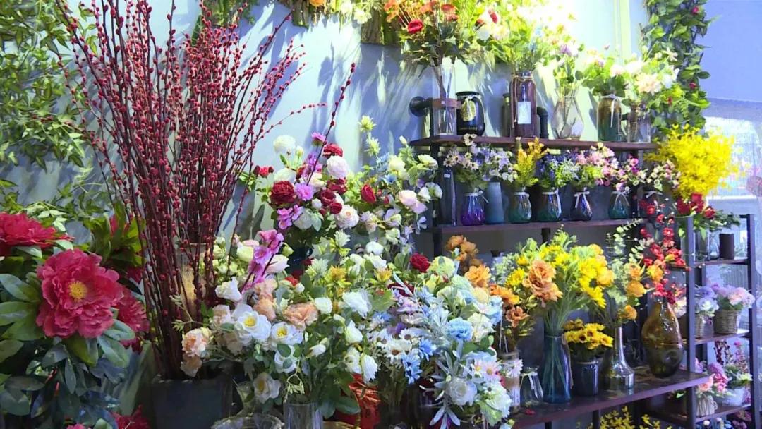 新村花卉市场春节营业时间,春节将至花卉市场销售旺
