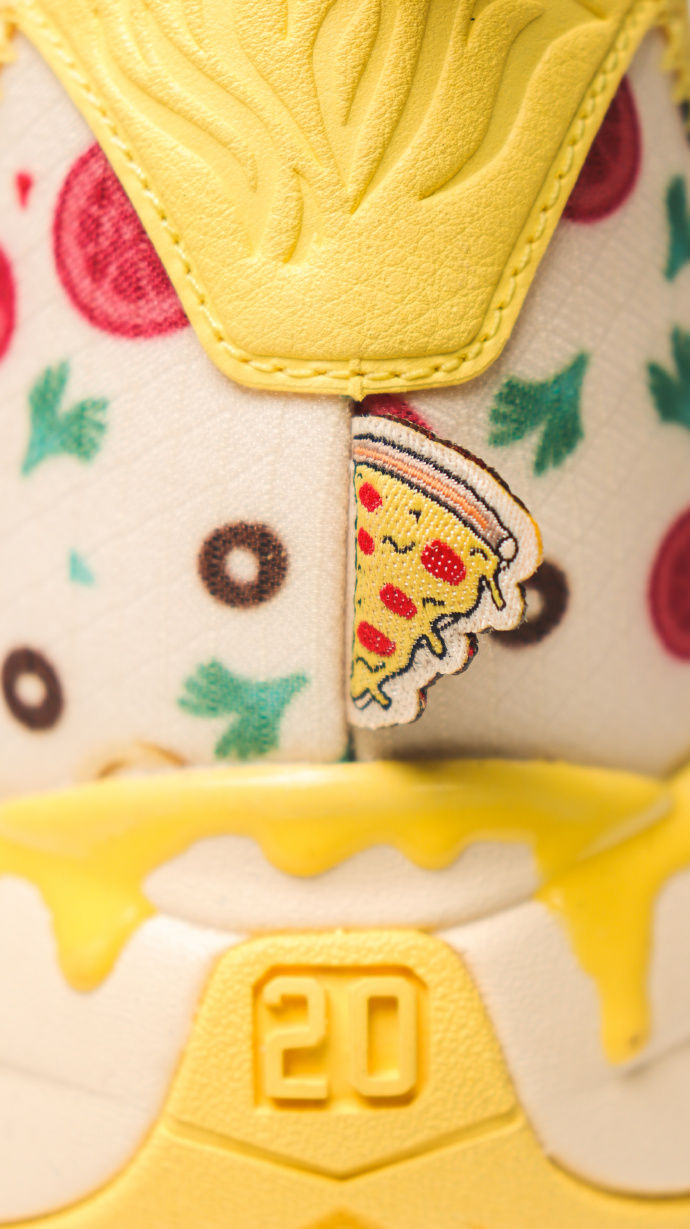 海沃德2有黑金配色吗,安踏海沃德2照片