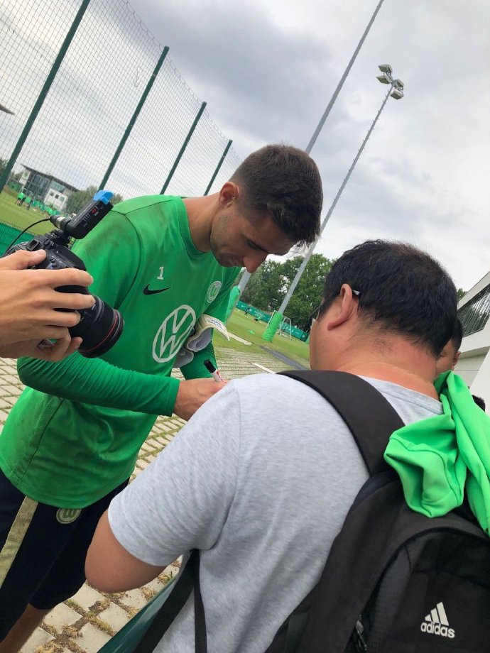 沃尔夫斯堡训练营,门头沟篮球训练营儿童