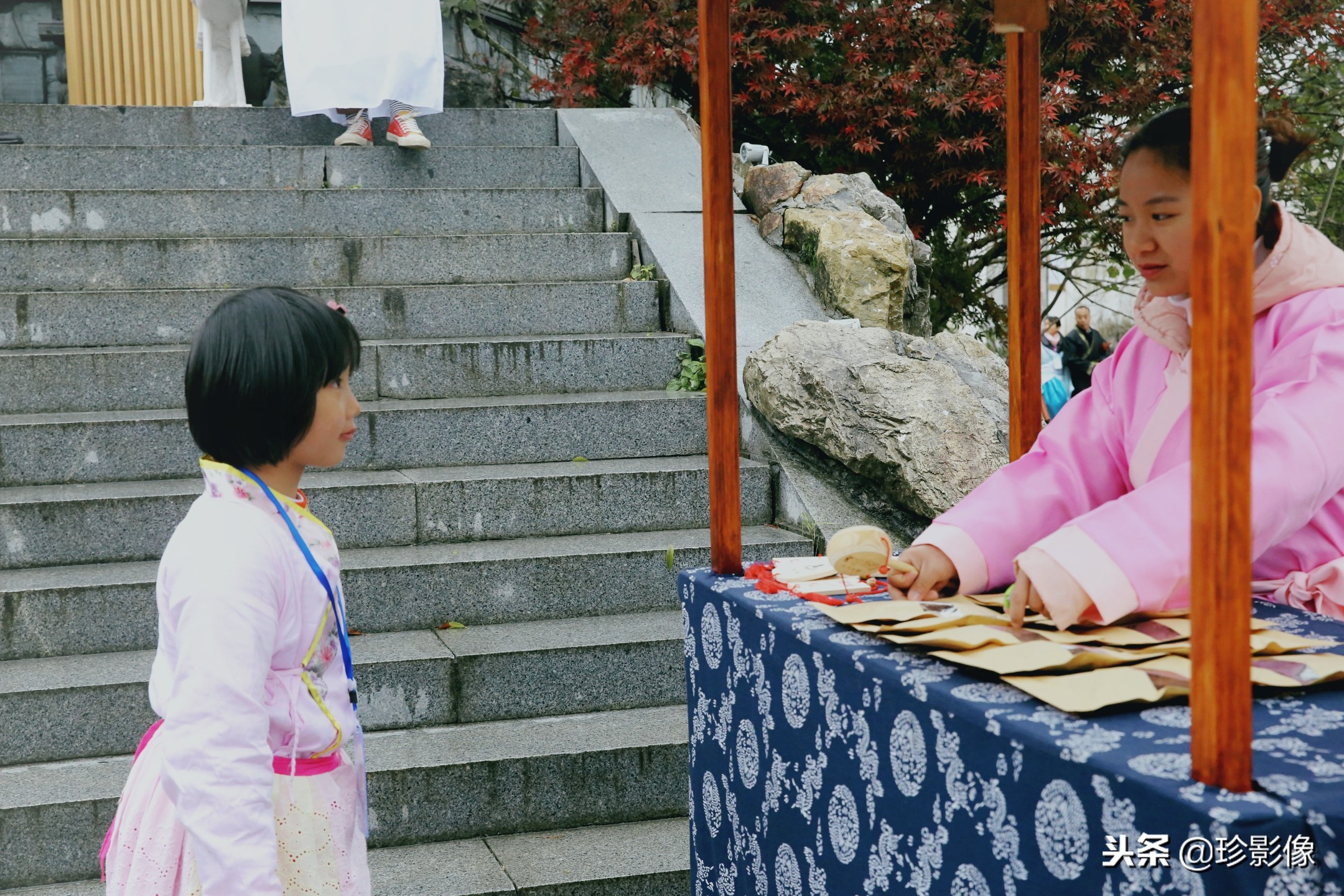 敲敲糖嘞：带上娃带上母亲，去熹园吃喝住行，玩玩南宋穿越剧